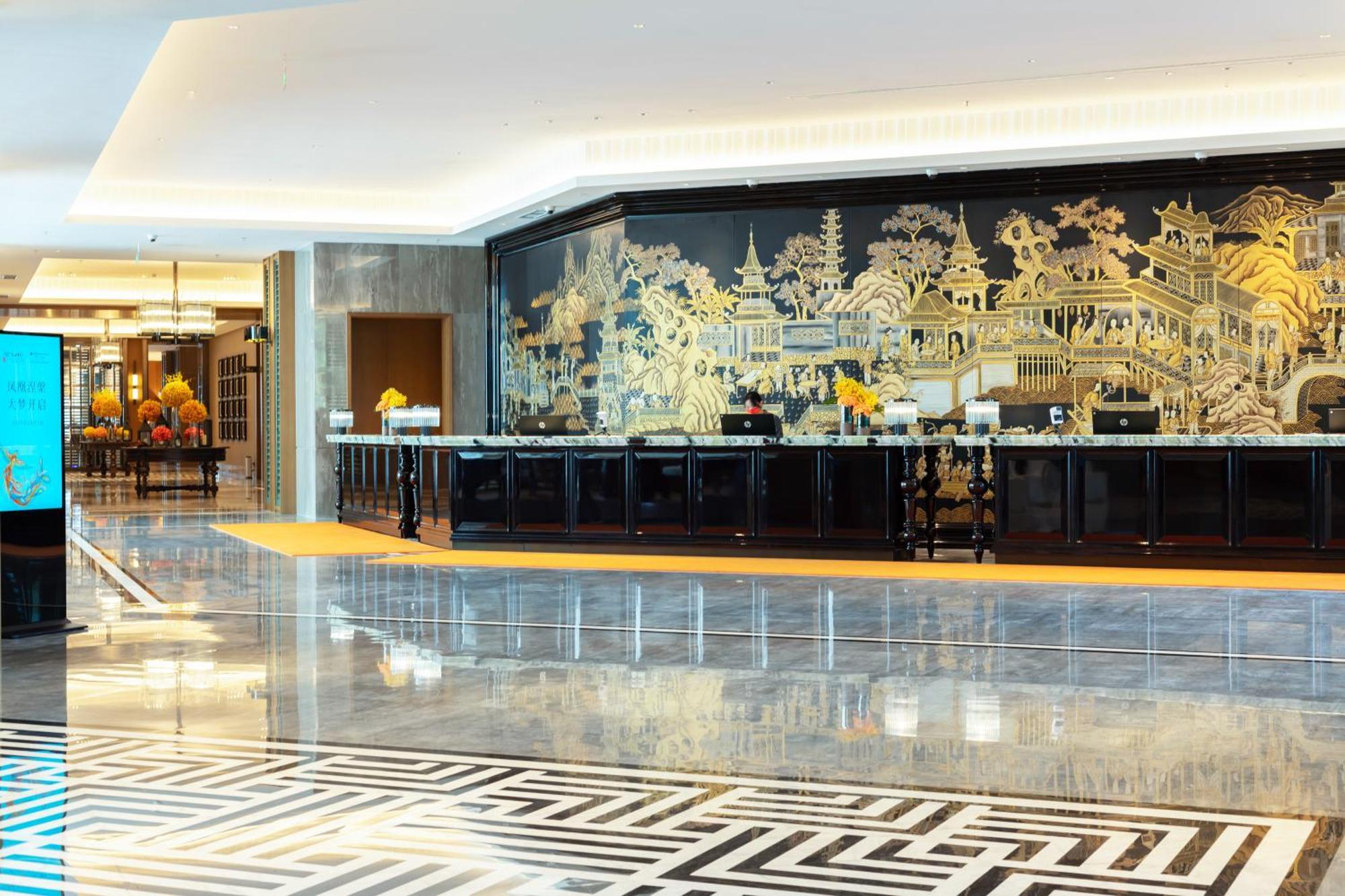 Wyndham Grand Plaza Royale Hot Springs Fenghuang Hotel Exterior foto